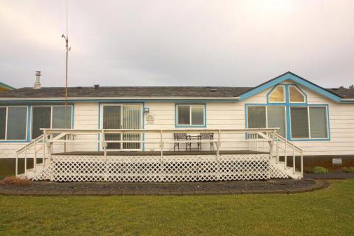 Willapa Bay Beach House