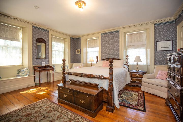 Room 46 of 115