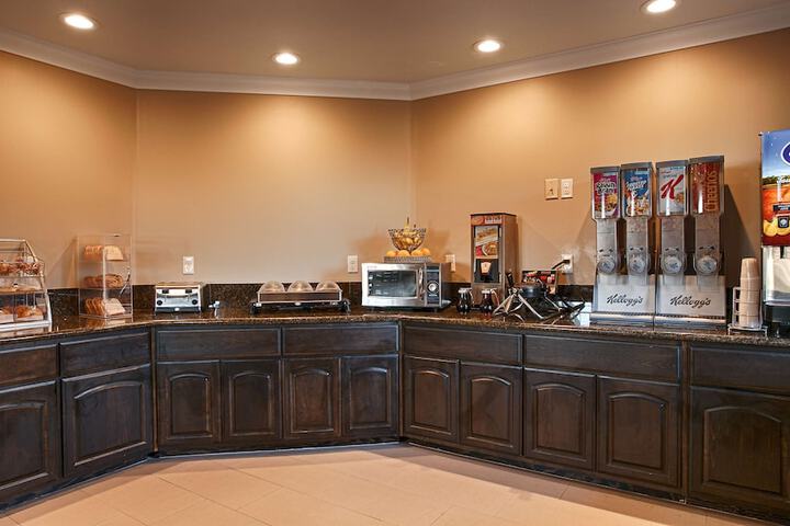 Breakfast/Coffee Service 16 of 19