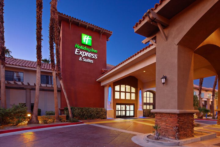 Hotel 5 of 49