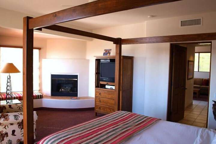 Inn at Eagle Mountain