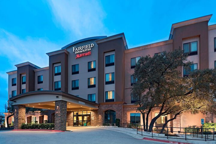 Hotel 2 of 41