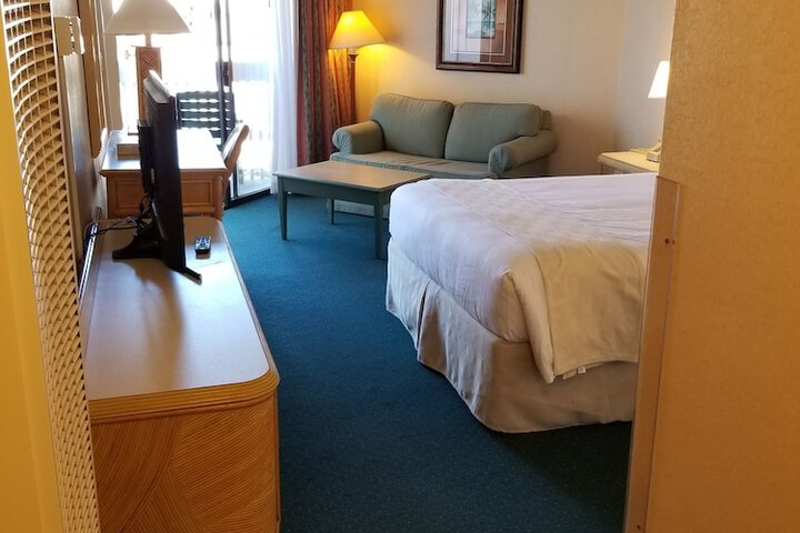 Room 179 of 229