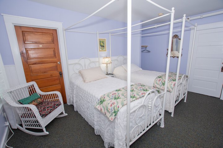 Room 86 of 162