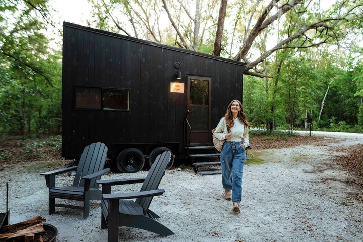 Postcard Cabins Asheboro Outdoor Collection by Marriott Bonvoy