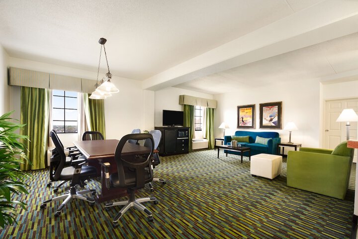 Wyndham Garden Wichita Downtown