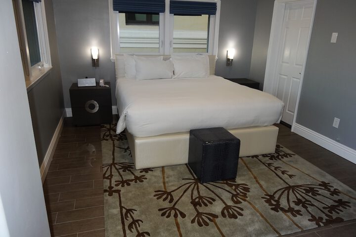 Room 25 of 67