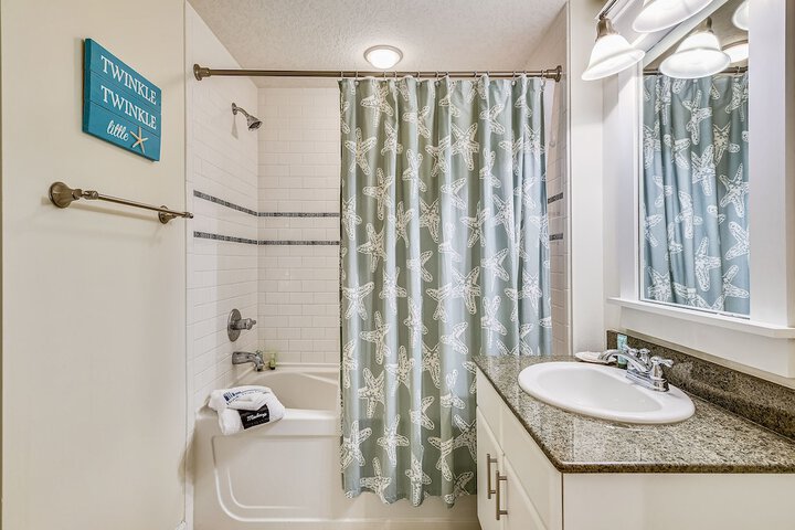 Room 143 of 308