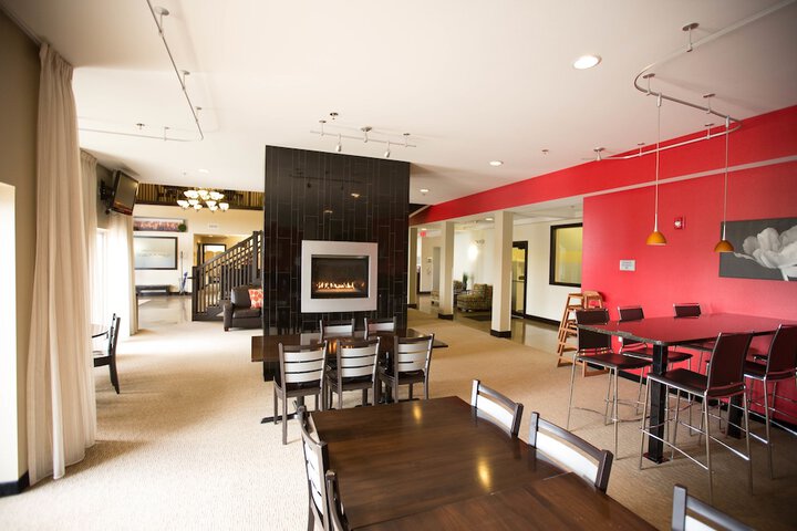 Hotel Interior 17 of 65