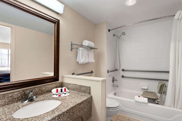 Room 44 of 54