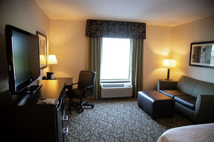 Room 71 of 89
