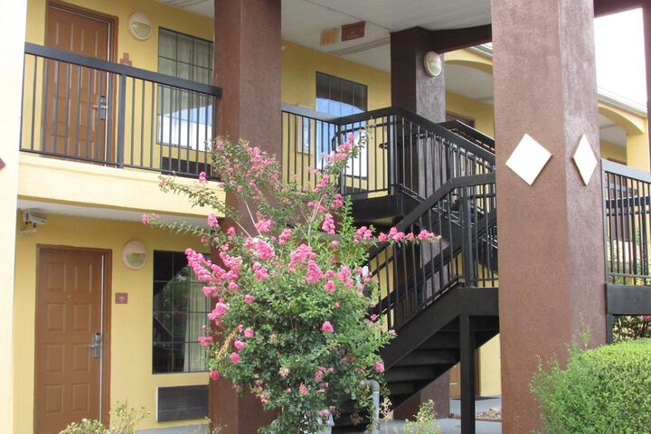 Hotel 4 of 37