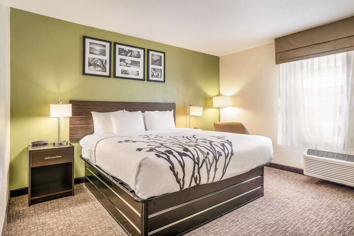 Sleep Inn & Suites Jacksonville near Camp Lejeune