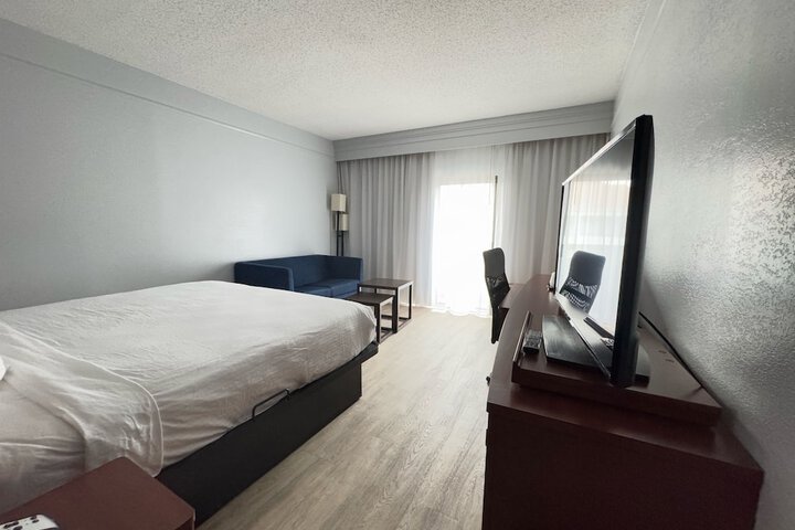 Room 21 of 72