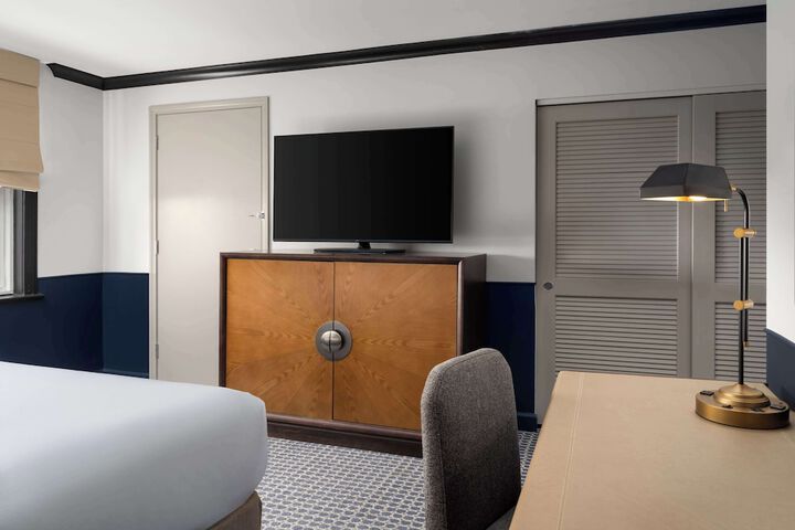 Room 49 of 75