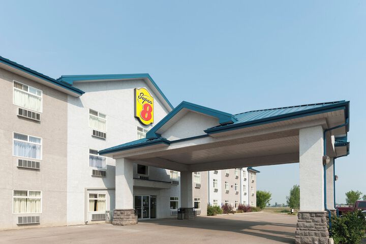 Hotel 2 of 27