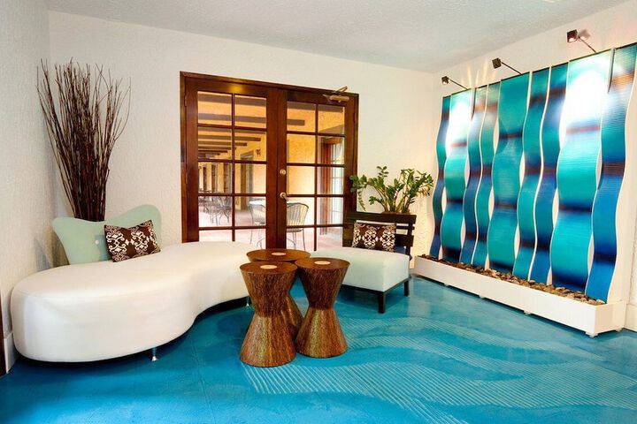 Hotel Interior 10 of 49
