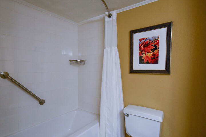 Room 9 of 21