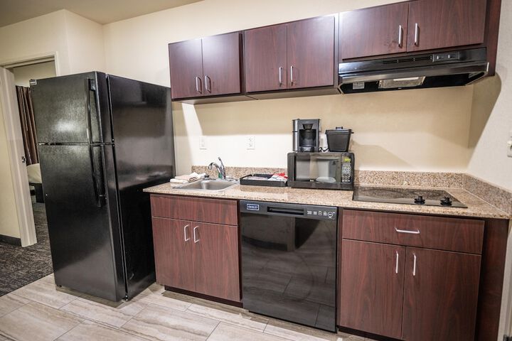 Cobblestone Hotel & Suites - Lamar