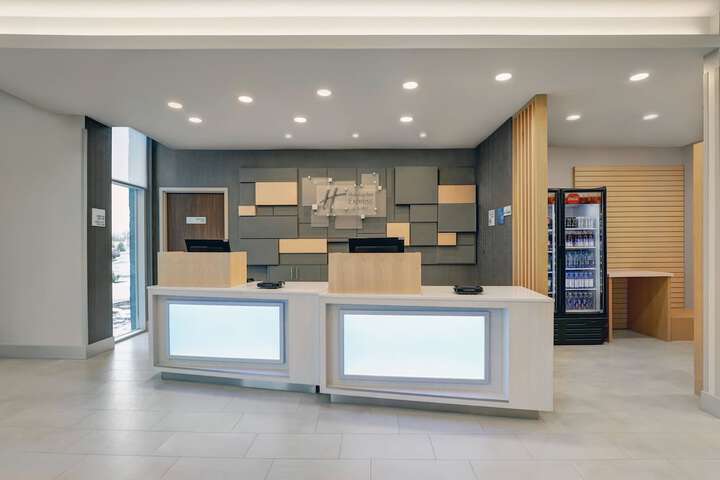 Holiday Inn Express & Suites Collingwood by IHG