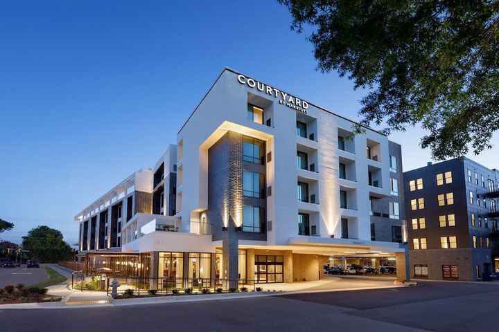 Hotel 4 of 38