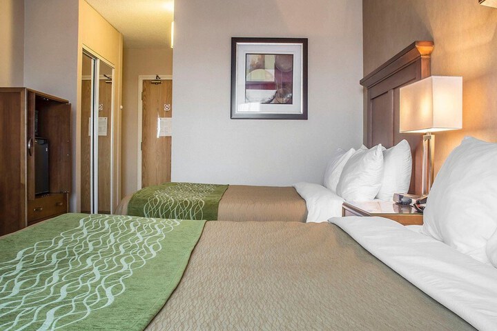Room 9 of 30