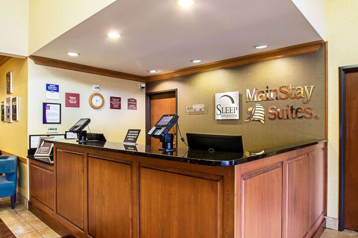 Sleep Inn & Suites Madison - Monona