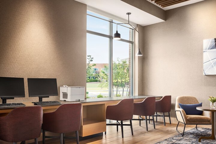Business Center 18 of 18