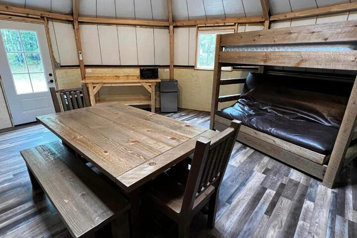Cabin O Pines - a Family Friendly Resort
