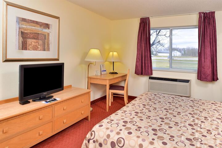 Room 17 of 34