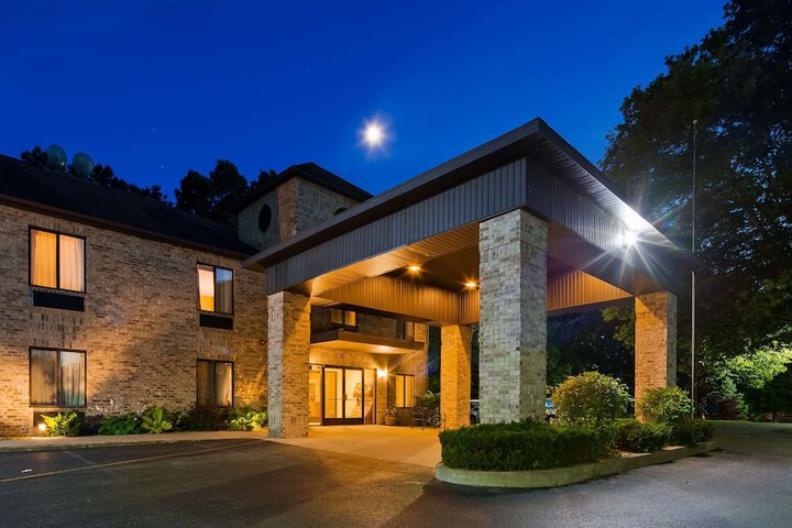 Hotel 2 of 24