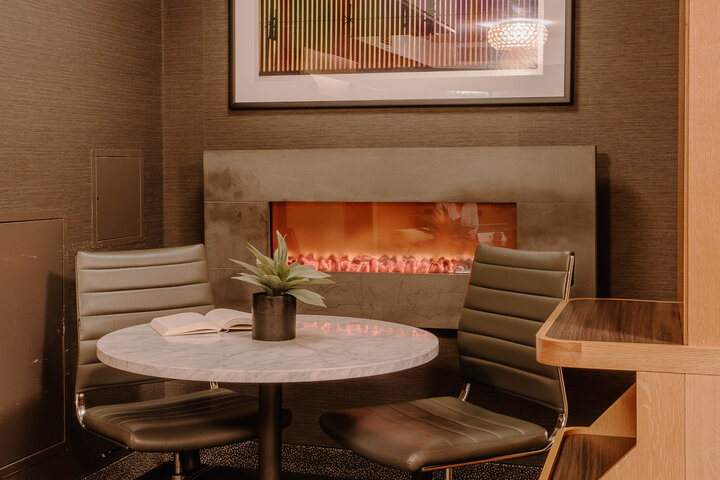 Lounge 99 of 125