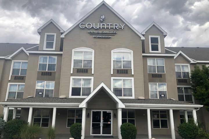 Country Inn & Suites by Radisson West Valley City, UT