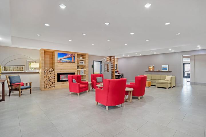 Comfort Inn & Suites Slidell - New Orleans Area