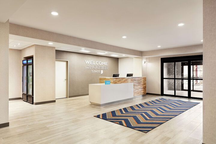 Hotel Interior 8 of 34