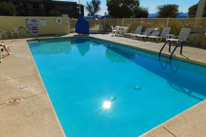 Pool 4 of 36