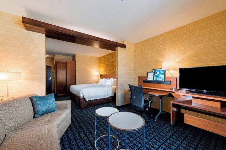 Room 15 of 21