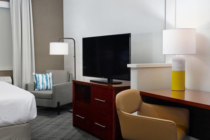 Comfort Suites Springfield-Eugene