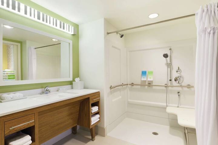 Home2 Suites by Hilton La Crosse