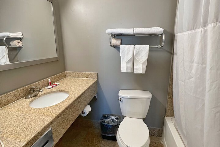 Room 19 of 25