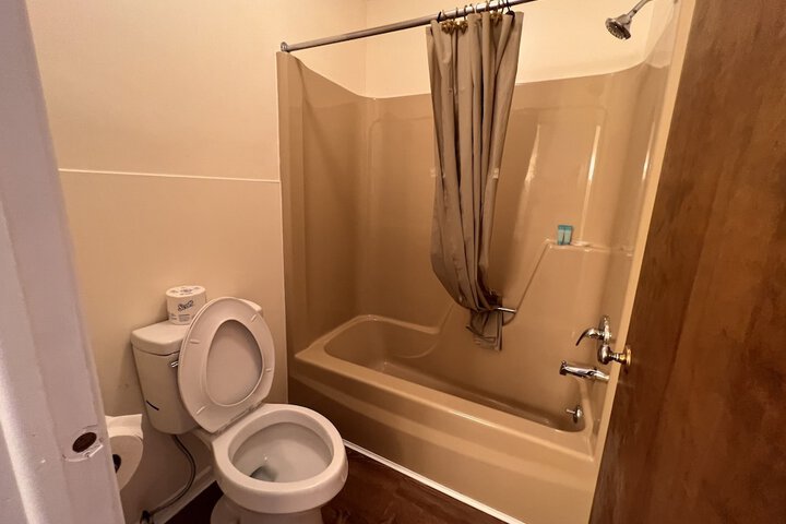 Room 21 of 26