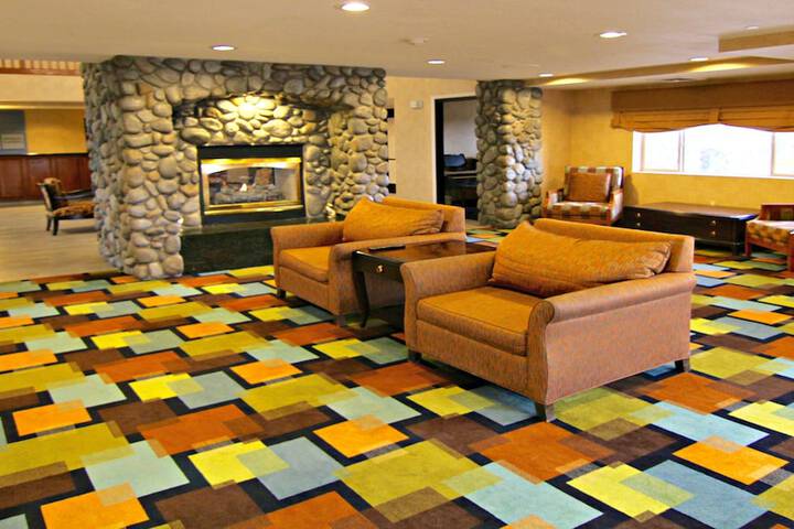 Hotel Interior 12 of 37