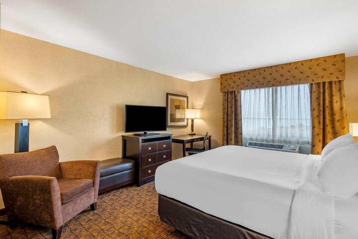 Lloyd Hotel Astoria Bayfront an Ascend Collection Hotel