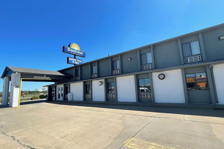 Hotel 11 of 69