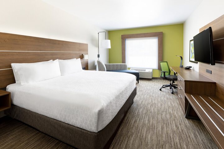 Holiday Inn Express & Suites Oakhurst - Yosemite Park Area by IHG