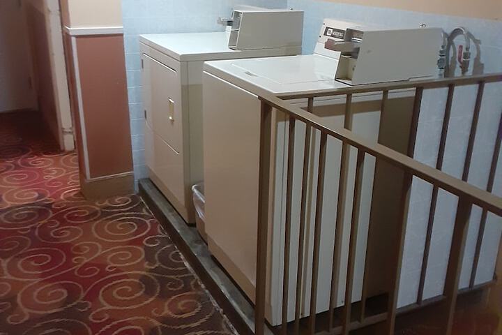 Room 13 of 23