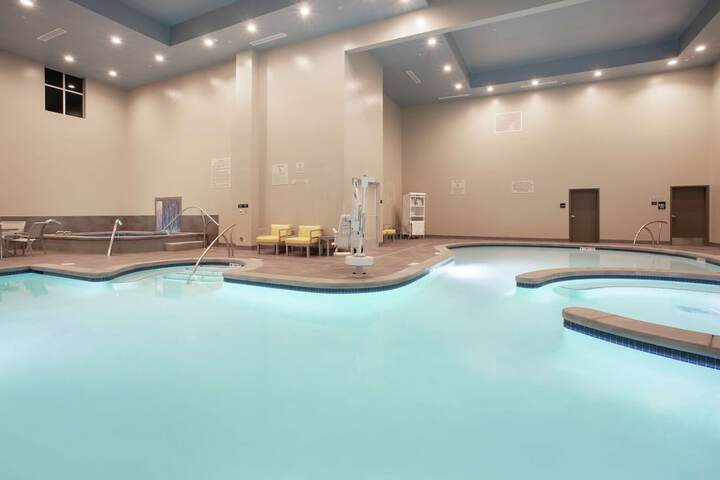 Pool 4 of 42