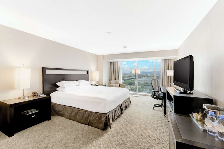 Room 65 of 100