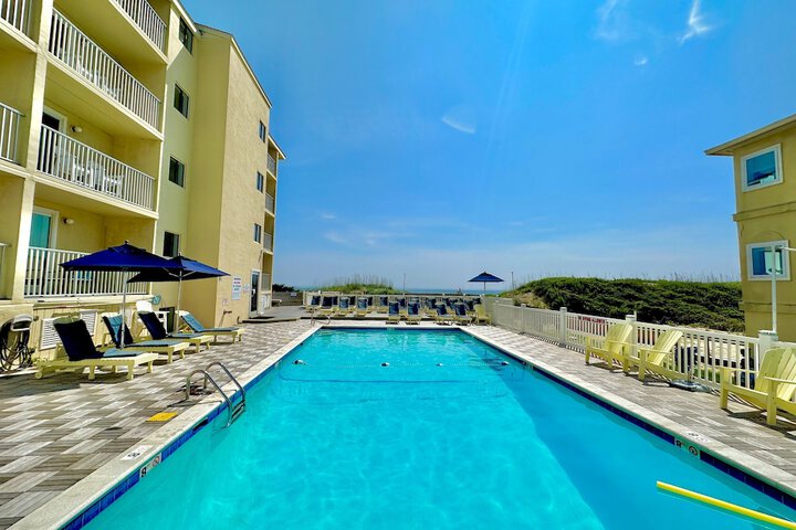 Surf Side Hotel