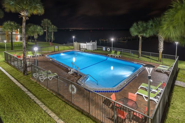 Pool 2 of 37